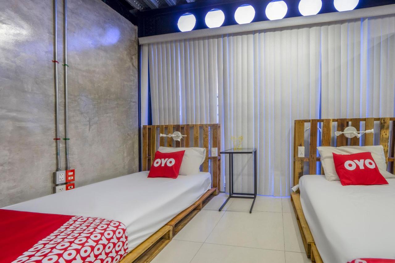 Hotel Oyo 1084 Guyasuka Ratchada Bangkok Exterior foto